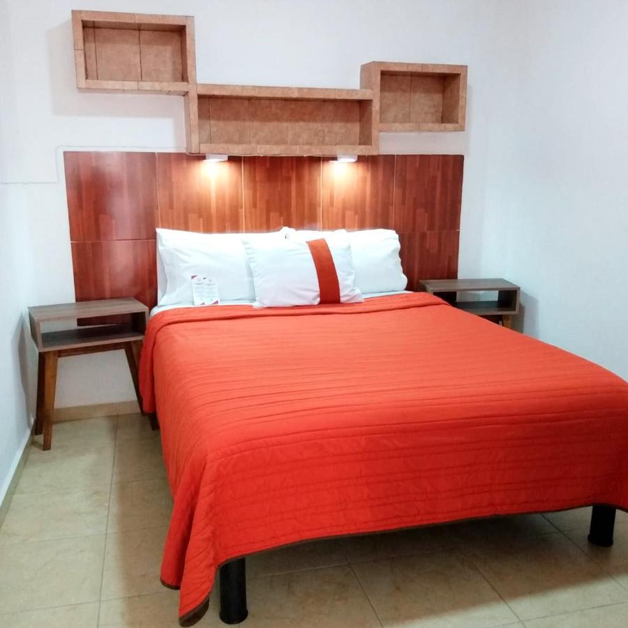 Hotel Del Arte Y Figura León de los Aldamas Extérieur photo