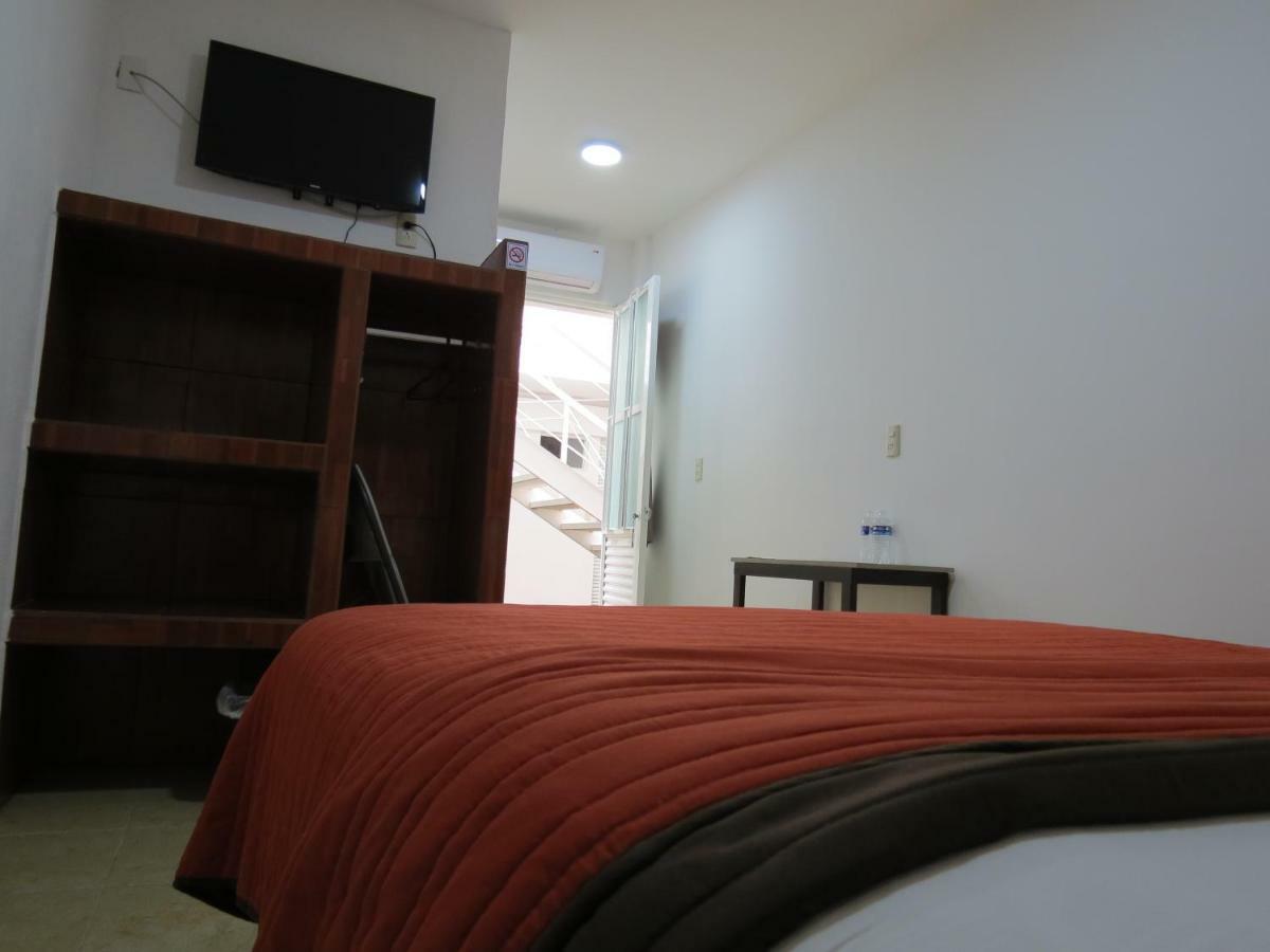 Hotel Del Arte Y Figura León de los Aldamas Extérieur photo