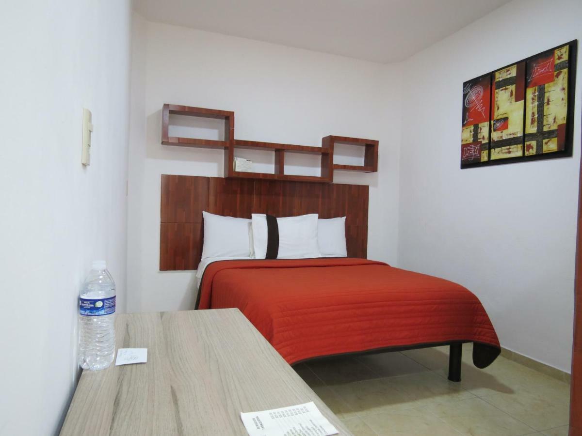 Hotel Del Arte Y Figura León de los Aldamas Extérieur photo